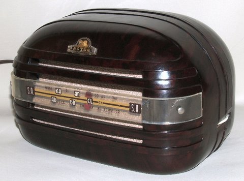 Astor Walnut Football Radio